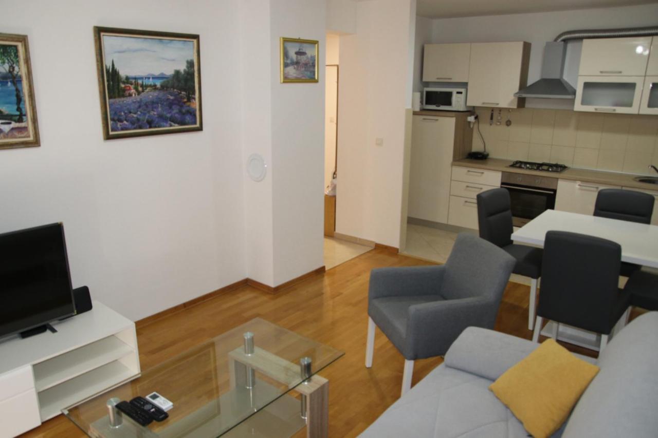 Apartment Pearl-Free Parking Makarska Kültér fotó